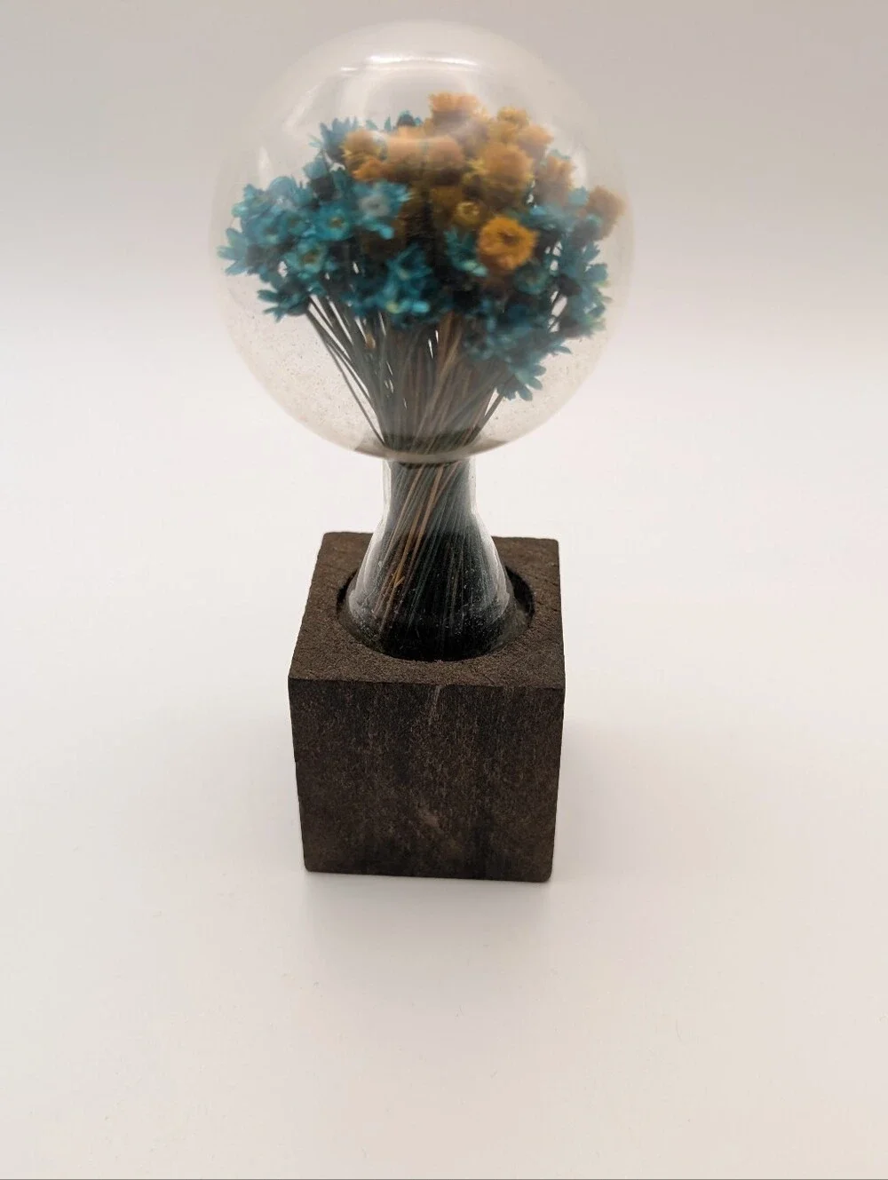 Vtg Dried Flowers Glass Wood 1970s Cottage Core Fairy Farm Country Paperweight